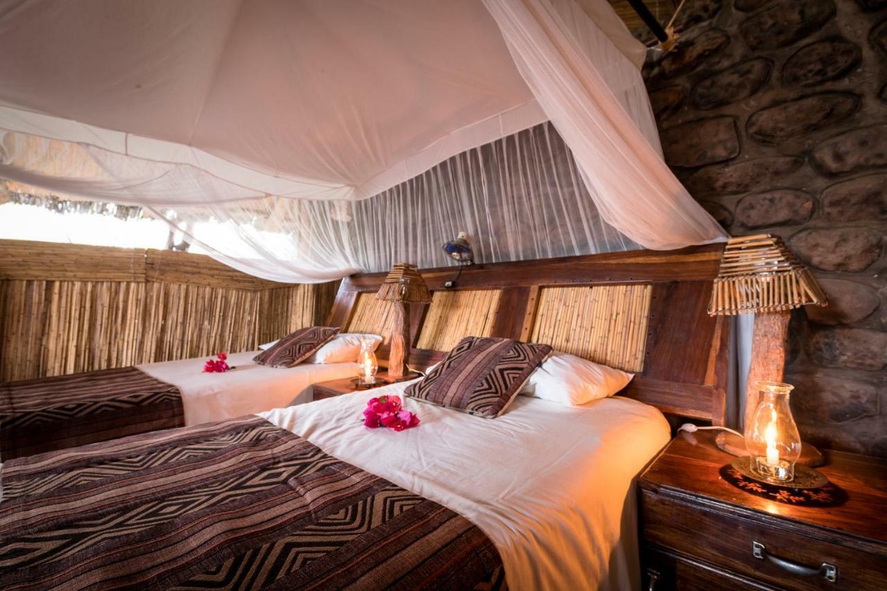 Taita Falcon Lodge Mukuni Exterior foto